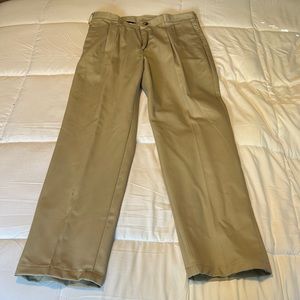 Lee Khaki Pants 34x32 [never been worn with tags]